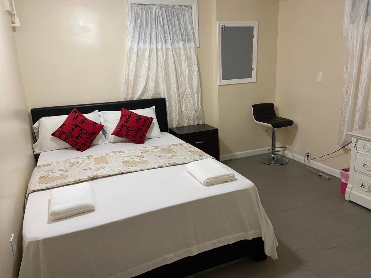 A Private Room In Queens Nueva York Exterior foto