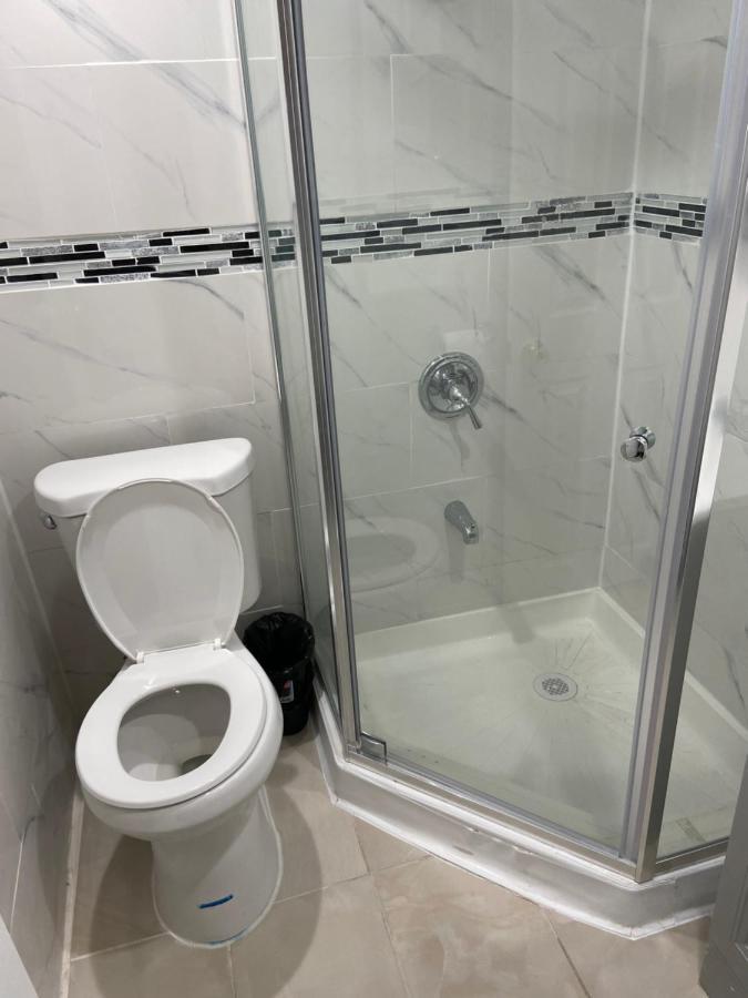 A Private Room In Queens Nueva York Exterior foto